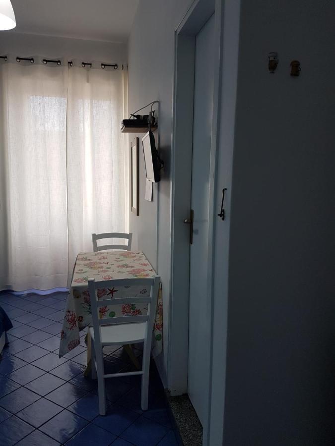 Апартаменти Lipari Centro Storico Flat 6 Mins From Port Екстер'єр фото